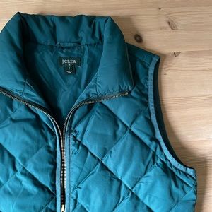 🦆 J. Crew Zip-Up Puffer Vest 🦆
